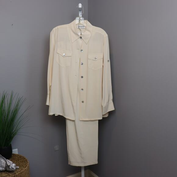 Bloomingdale’s 100% Silk 3-Piece Cream Blouse Tank Pants Set Size M/10 - Picture 1 of 6
